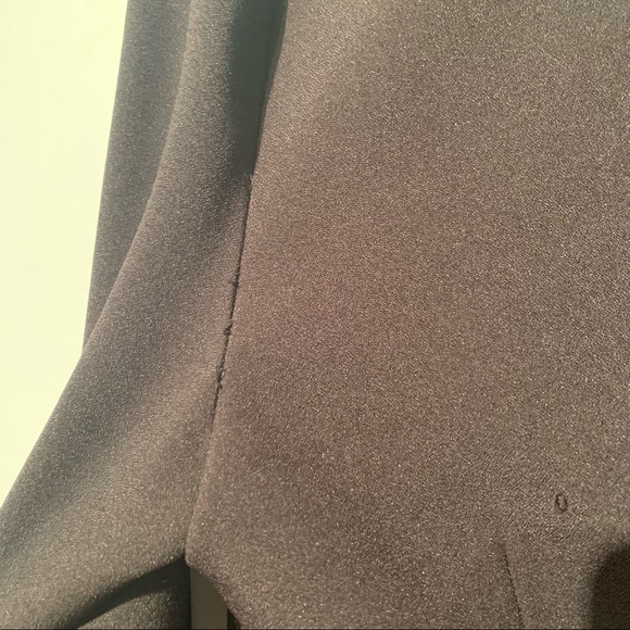 Black Jacket - Picture 5 of 7